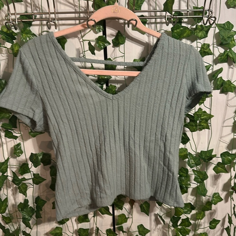 Derek heart knit crop top